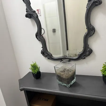 Гостевой дом Modena Station - Suites H24 4*