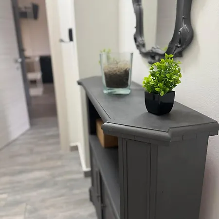 Modena Station - Suites H24 Гостевой дом 4*