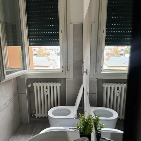 Гостевой дом Modena Station - Suites H24