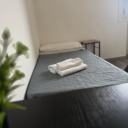 Modena Station - Suites H24 Гостевой дом Модена