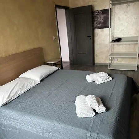 Гостевой дом Modena Station - Suites H24