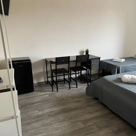 Modena Station - Suites H24 4* Модена