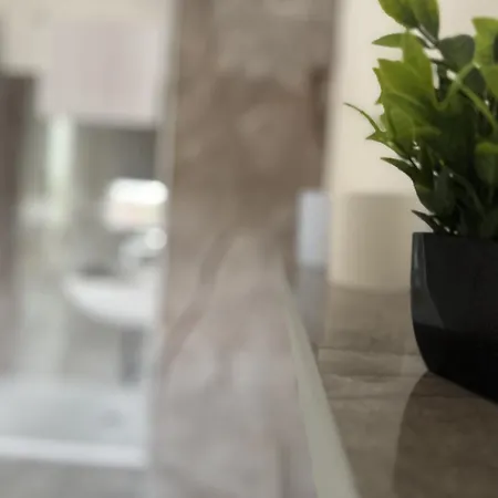 Modena Station - Suites H24 Модена