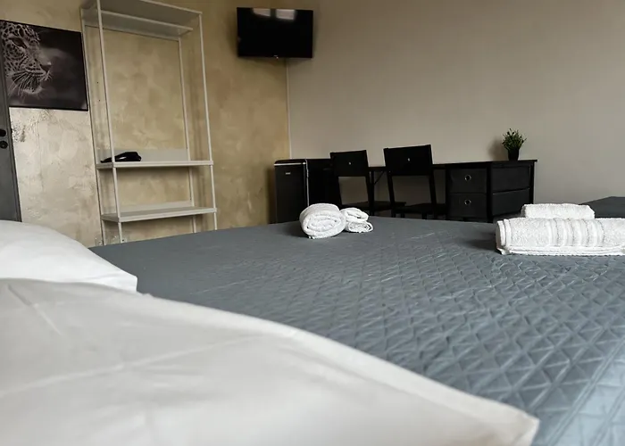 Station - H24 Vendégház 4*